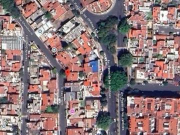 CASA EN PASEO DE TAXQUEÑA COYOACAN EN RECUPERACION BANCARIA CERCAD DE BOSQUE URBANO
