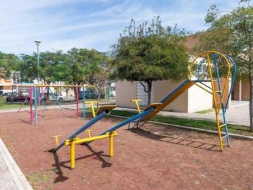 CASA EN PARQUES DEL PALMAR CON 2 HABITACIONES