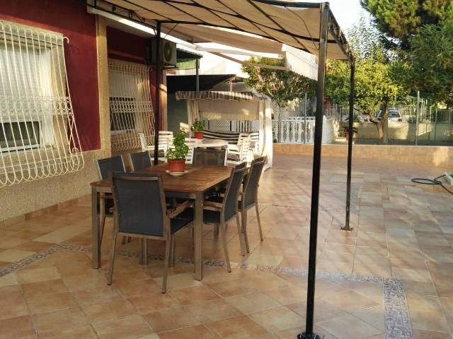 Casa en planta baja a solo 50 metros de la playa de Punta Calera