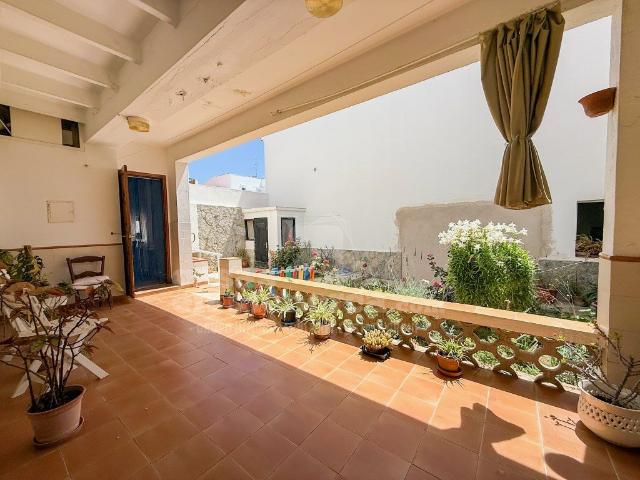 Casa en planta baja con jardín en Es Castell 0m² Es Castell
