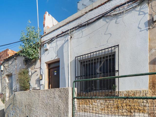Casa en planta baja en C/ San Luis