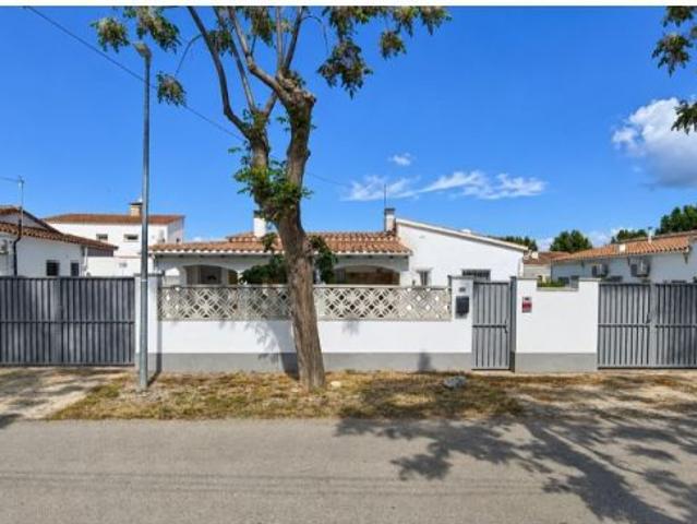 Casa en planta baja en Empuriabrava, sector Montgrí