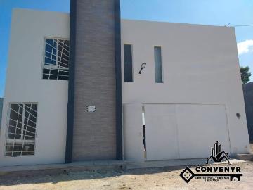 CASA EN PLAN DE AYALA A ESTRENAR