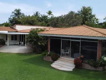 Casa en Playa Santa Clara ID 12999