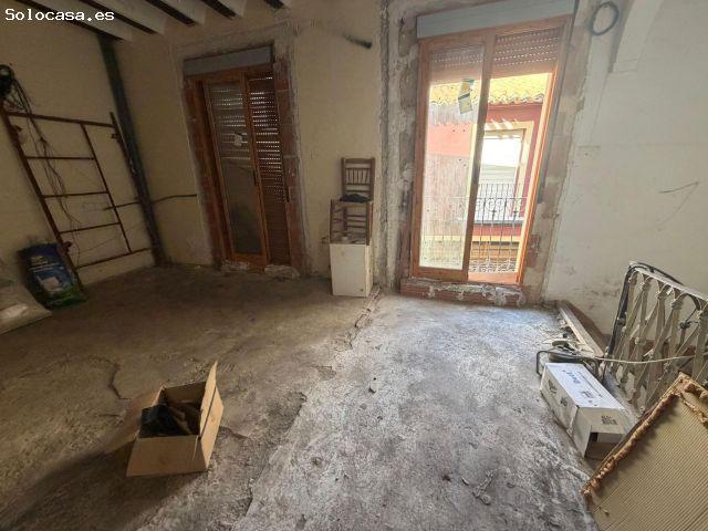 CASA EN PLENO CENTRO DE ABARAN