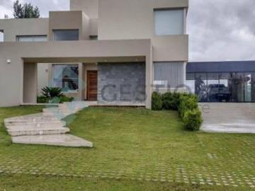 Casa en Potrero de Garay, Barrio ¨ Puerto Del Aguila ¨ Vista al Lago