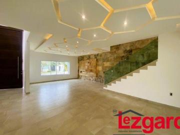 Casa en preventa dentro de Lomas de Cocoyoc, aproveche precio