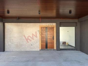 Casa en preventa ubicada en circuito Noas, Los Viñedos