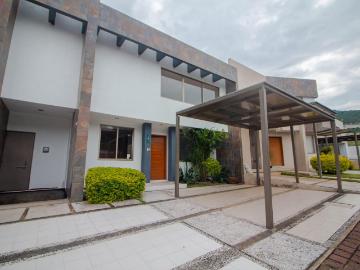 Casa en privado en Santa maria