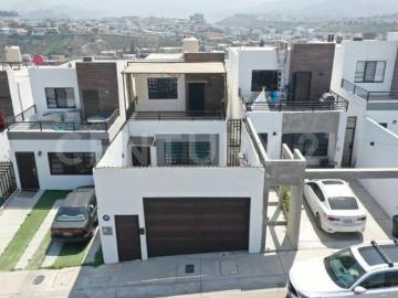 CASA EN PRIVADA EN ALBA RESIDENCIAL