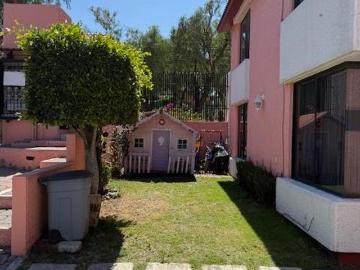Casa en privada, en esquina, de 3 recamaras, Arcos del Alba, se aceptan creditos