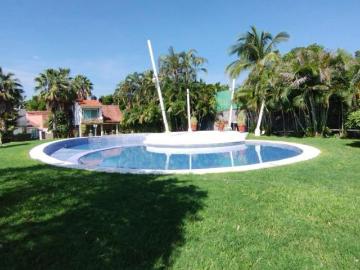 Casa en Rancho Palmas, Tezoyuca. Entorno Exclusivo
