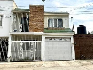 Casa en Real del Bosque