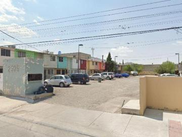 CASA EN REMATE TZETZALES AZTECAS JUÁREZ CHIHUAHUA!