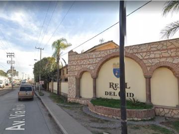 Casa en Real del Cid, Tecámac, México