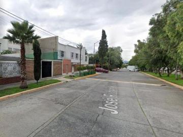 Casa en Remate Naucalpan Cd Satélite