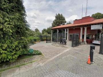 CASA EN REMATE PASEO DE LOS EUCALIPTOS 3 CLUB DE GOLF LOS ENCINOS LERMA ESTADO DE MÉXICO