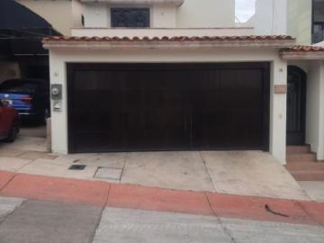 Casa en renta Montebello, Culiacán Rosales, Culiacán