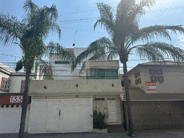Casa en Renta o Venta comercio u oficinas a 5 min de Plaza mayor en Valle del Campestre, LEON, GTO. DV 14B0A