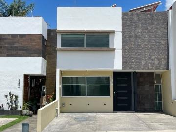Casa en renta Avenida Casa Fuerte, San Agustín, Tlajomulco De Zúñiga, Región Centro, Jalisco, 45646, México