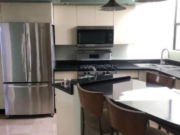 Casa en renta Avenida Parque Azteca S, Sección Dorado, Tijuana, Baja California, 22505, Mex