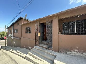 Casa en renta Avenida Transpeninsular 13, Lomastijuana, Tijuana, Baja California, 22535, Mex