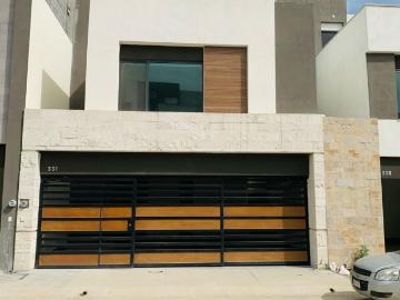 CASA EN RENTA ALINA RESIDENCIAL