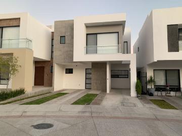 Casa en renta Altos Juriquilla, Circuito Altos Juriquilla, Juriquilla, Querétaro, México
