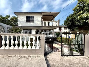 CASA EN RENTA AMUEBLADA