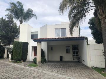 Casa en Renta Amueblada y Equipada, Santa Cruz Guadalupe, Zavaleta