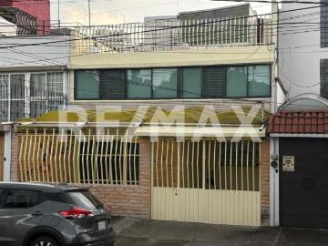 Casa en Renta Amueblada – Colonia Aeronáutica Militar, Venustiano Carranza