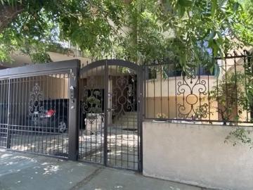 Casa en RENTA amueblada en Los Pinos