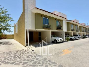 CASA EN RENTA AMUEBLADA EN PUNTO MADERO RESIDENCIAL
