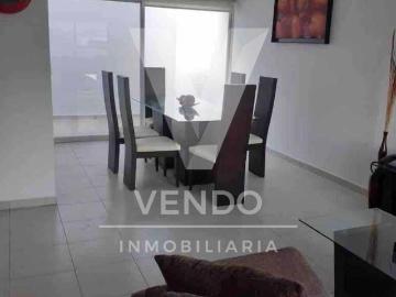Casa en renta amueblada en puerta de piedra