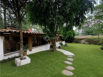 CASA EN RENTA | AMUEBLADA | JARDÍN | AVÁNDARO