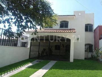 Casa en renta Arboledas, Colima, Municipio De Colima