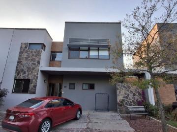Casa en renta Boulevard Altozano, Santiago De Querétaro, Querétaro, México