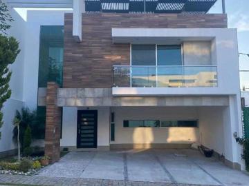 Casa en renta Boulevard De Las Cascadas, Lomas De Angelópolis, Puebla, México