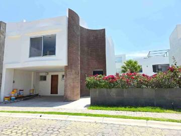 Casa en renta Boulevard Gran Boulevard Lomas, El Deseo, Pueblo De San Bernardino Tlaxcalancingo, San Andrés Cholula, Puebla, 72826, Mex