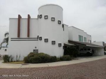 Casa en renta Cumbres Del Lago, Santiago De Querétaro, Querétaro, México