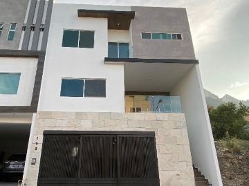 CASA EN RENTA CUMBRES ELITE PREMIER