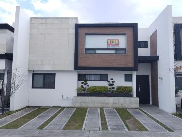 Casa en renta Calle Ali Chumacero 1000, San Lorenzo Coacalco, Estado De México, México