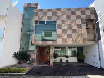 Casa en renta Calle Cholula, Xochitlcalli, Cholula De Rivadabia, San Pedro Cholula, Puebla, 72776, Mex