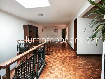 Casa en renta Calle Circunvalación Poniente 42 42, Ciudad Satélite, Naucalpan De Juárez, México, 53100, Mex