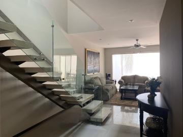 Casa en renta Calle Dalias, Cumbres Elite Privada Las Flores, Monterrey, Nuevo León, 64349, Mex