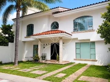 Casa en renta Calle Doncella, Parque Real, Nuevo México, Zapopan, Región Centro, Jalisco, 45138, México