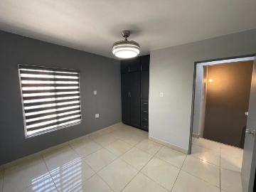 Casa en renta Calle Francisco Canett Meza 800 8680, Vivienda Magisterial 37, Tijuana, Baja California, 22120, Mex