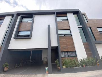 Casa en renta Calle Ignacio Allende 512, Santiago Momoxpan, Alvaro Obregón, 72774 San Andrés Cholula, Pue México
