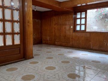 Casa en renta Calle Jesús Carranza 1001, Fraccionamiento Bosques De Colón, Toluca, México, 50180, Mex