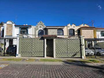 Casa en renta Calle Lorenzo Barcelata, Zapopan, Jalisco, 45239, Mex